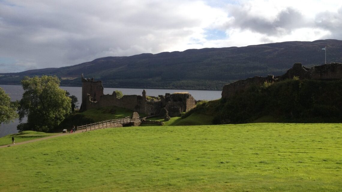 Eine Biketour nach Loch Ness und Urquarcht Castle