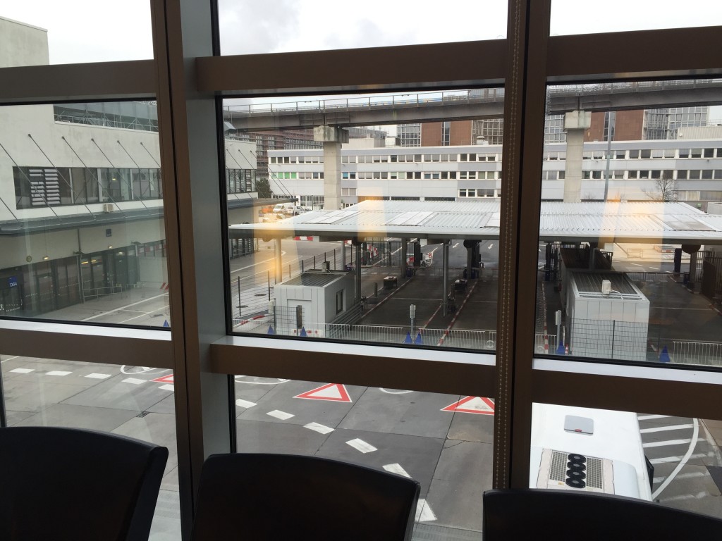 AirFrance/KLM Lounge Frankfurt Flughafen Terminal 2 Island16 331