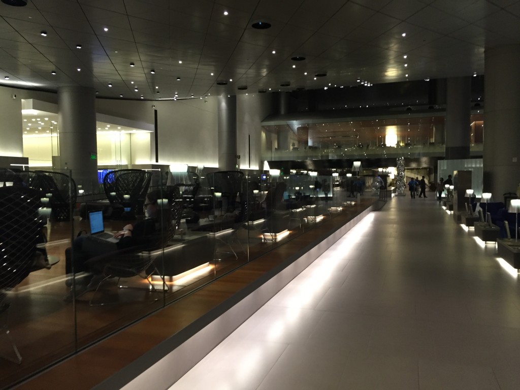 Al Mourjan Business Class Lounge von Qatar Airways Koh Phangan, Thailand 2016 741