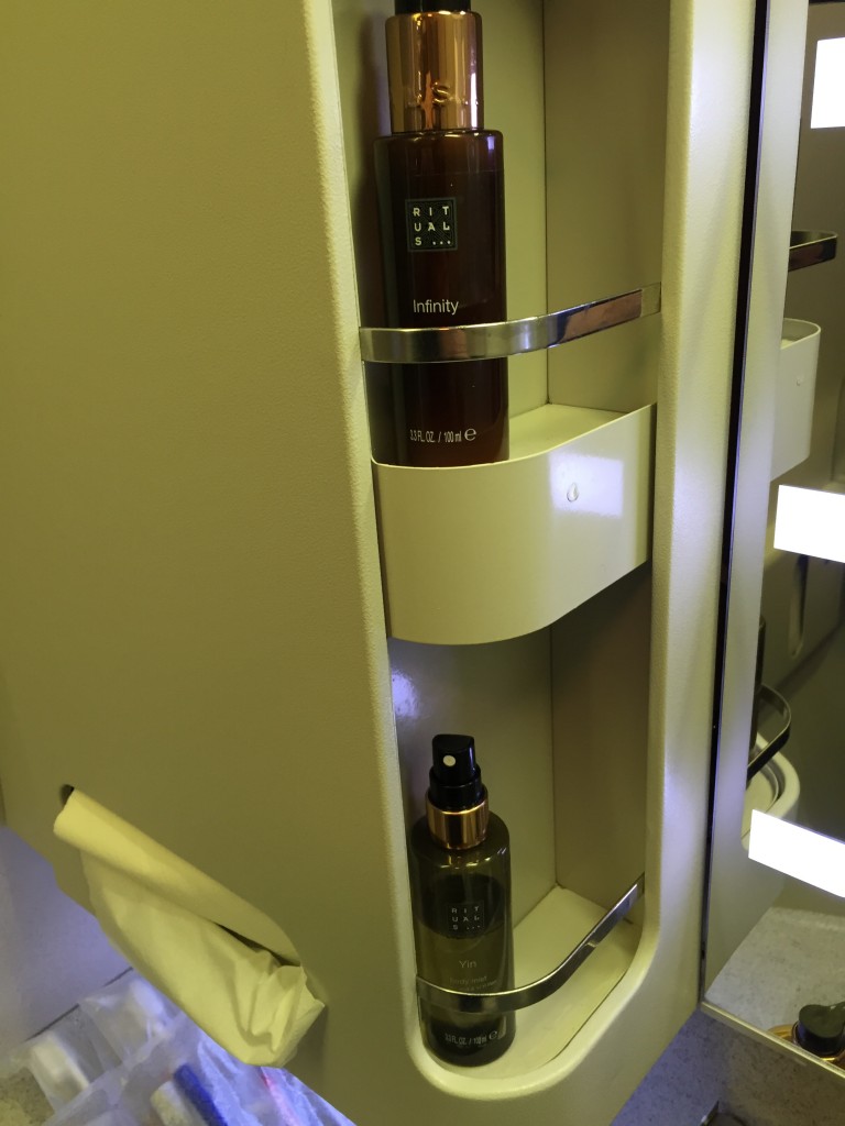 Qatar Airways in Business Class von Frankfurt nach Doha Koh Phangan, Thailand 2016 791