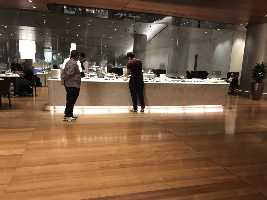 Al Mourjan Business Class Lounge von Qatar Airways fullsizeoutput_cb1