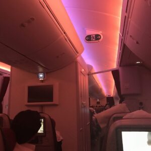 Doha nach Dubai Economy Class von Qatar Airways Doha nach Dubai Economy Class von Qatar Airways