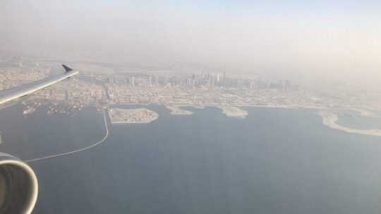 Qatar Airways Arabic First Class im Dubai Doha Shuttle