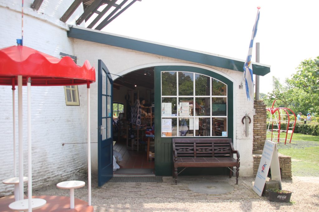 Die Pfannkuchenmühle de Graanhalm - Burgh Haamstede Die Pfannkuchenmühle de Graanhalm - Burgh Haamstede