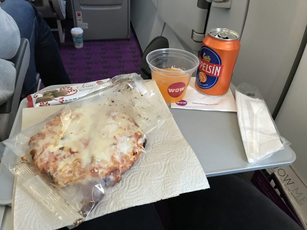 Wie Lange Fliegt Man Nach Island Von Frankfurt Mit WOW Air von Frankfurt nach Island - hometravelz