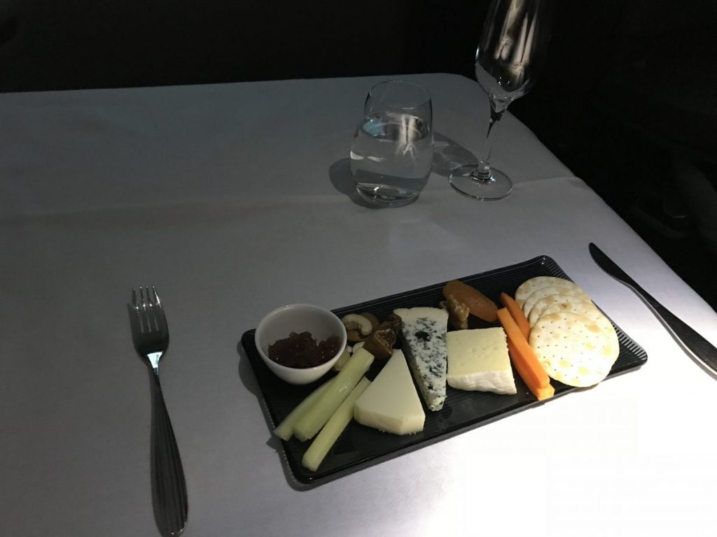 First Class im A380 von Qatar Airways - Paris nach Doha First Class im A380 von Qatar Airways - Paris nach Doha