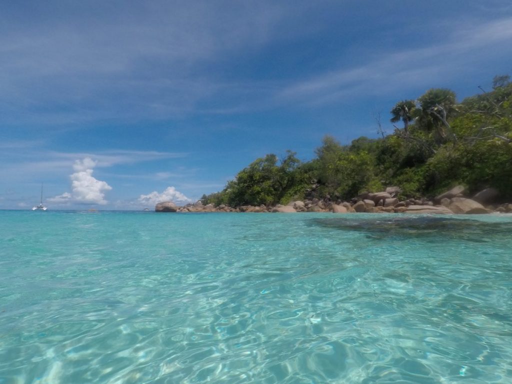 Seychellen Anse Lazio Traumstrand auf Praslin