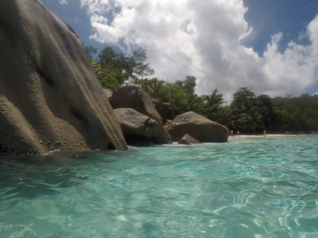 Seychellen Anse Lazio Traumstrand auf Praslin