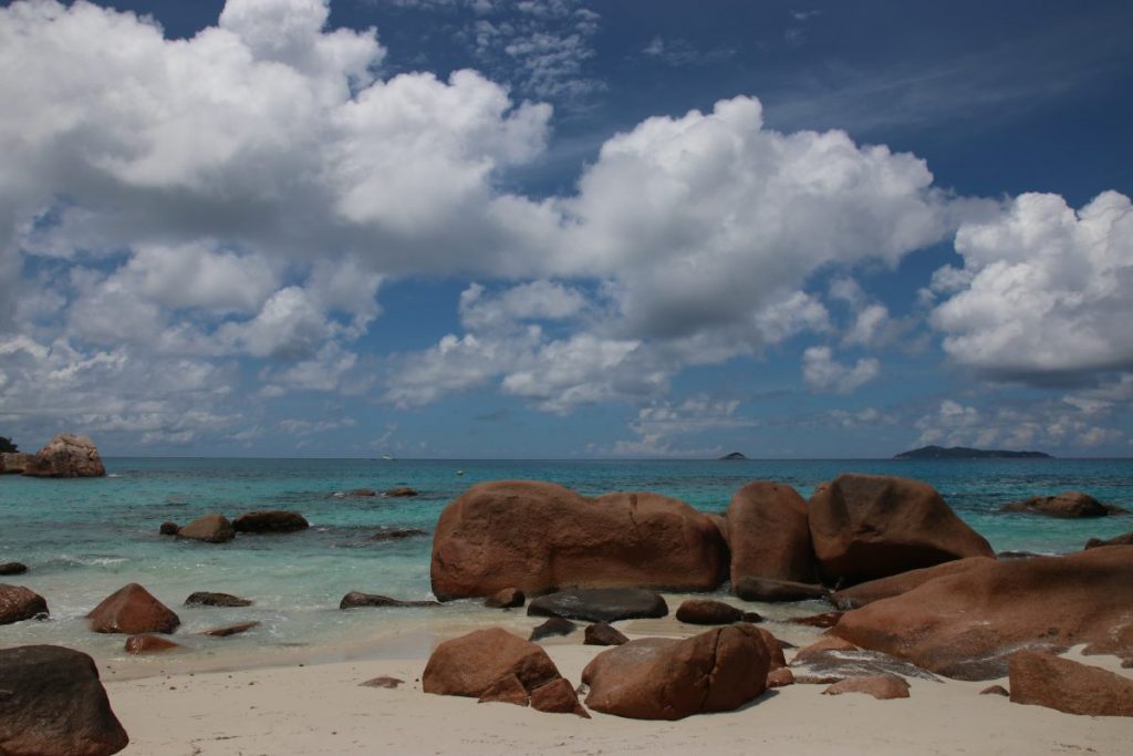 Seychellen Anse Lazio Traumstrand auf Praslin