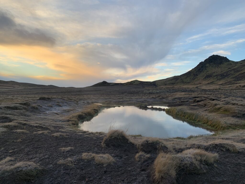Skátalaug Hotpot in Reykjanes Skatalaug und See