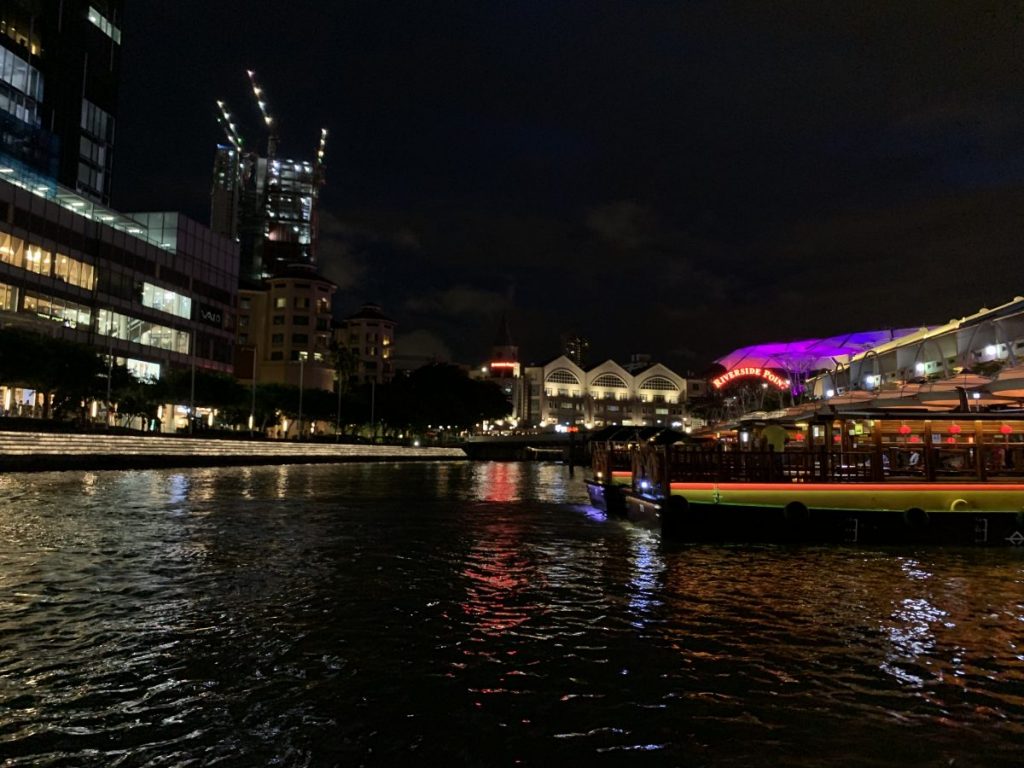 Singapur Flussrundfahrt bei Nacht