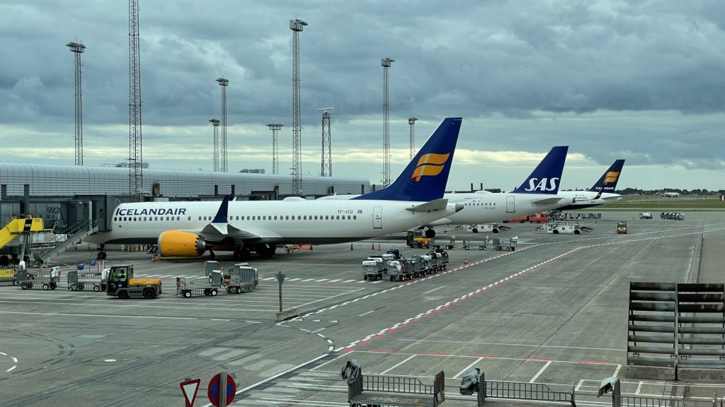 Icelandair Economy von Kopenhagen nach Island