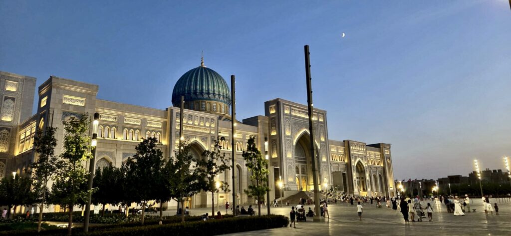 Usbekistan: 5 Tage zwischen Tashkent, Samarkand und Seidenstraße mit Kind