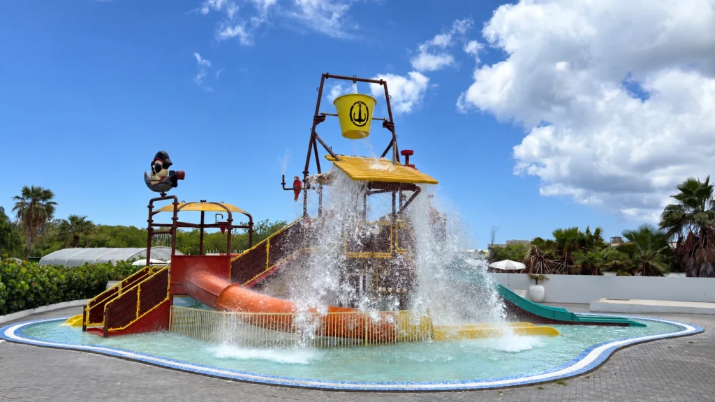 The Rif Curaçao – All-Inclusive am Mangrove Beach The rif Wasserspielplatz