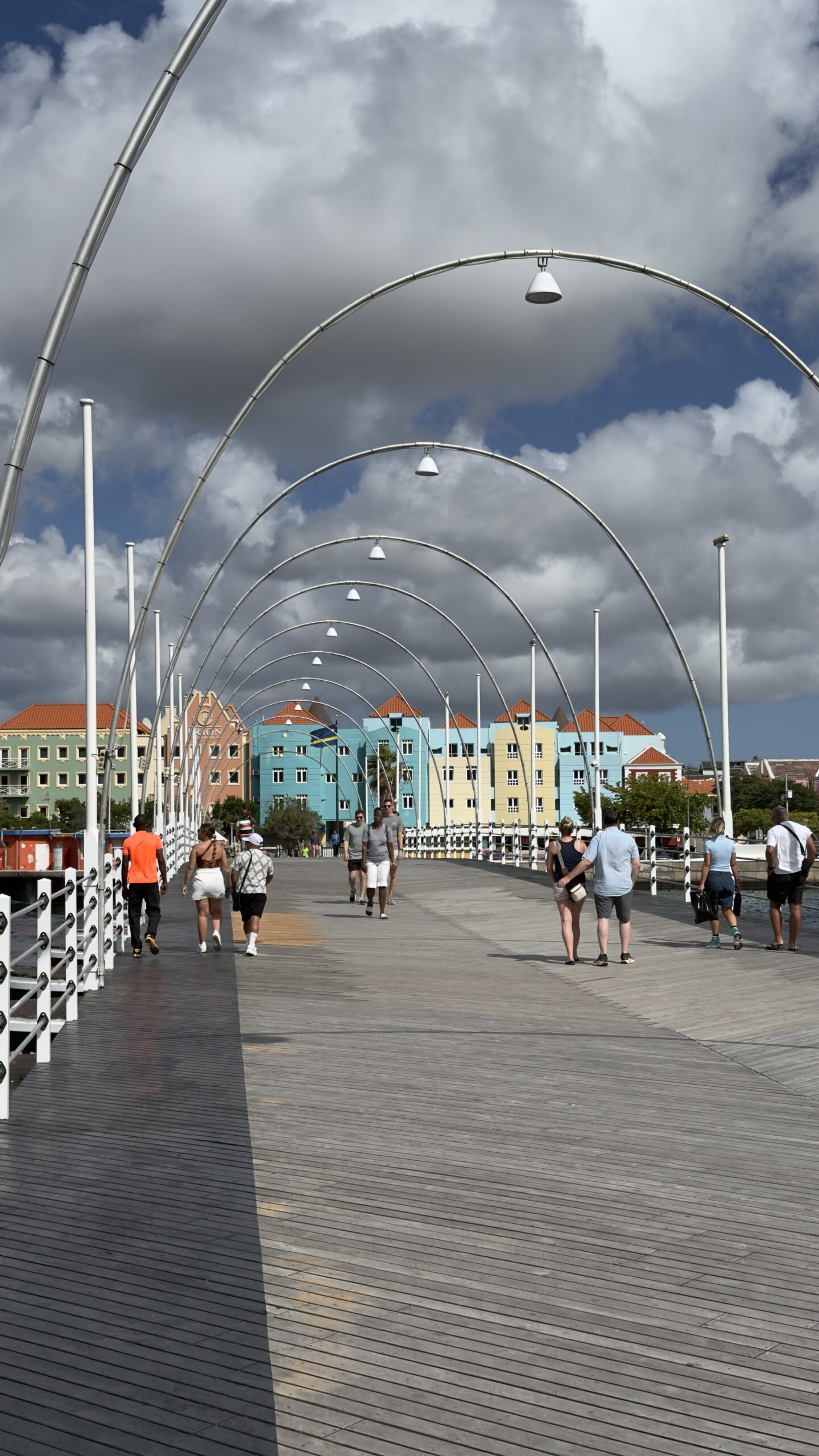 Curaçao Reise - Ausflüge & Reisetipps Pontonbrücke Königin Emma Brücke