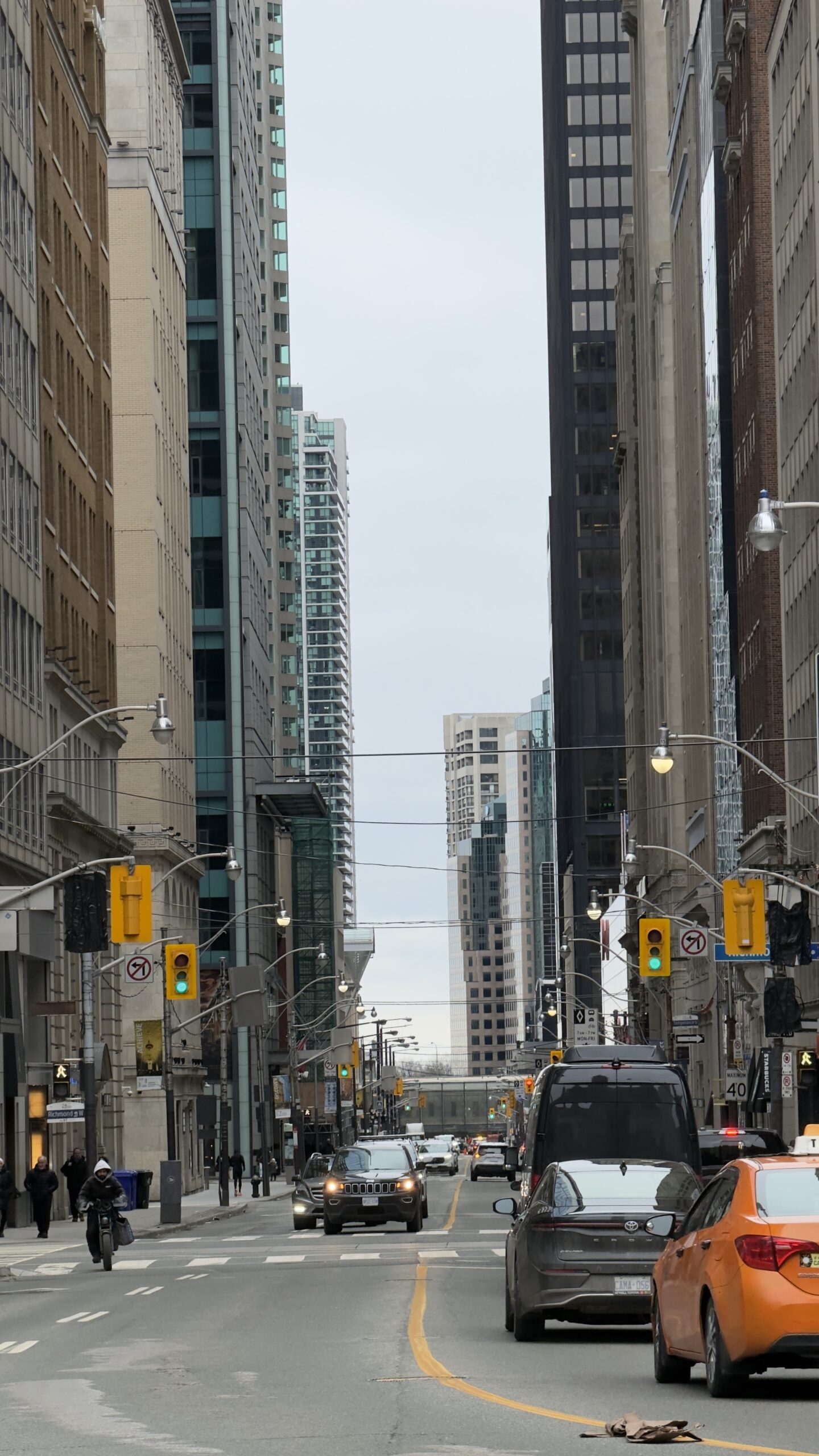 Toronto Sightseeing zu Fuß – 15 Kilometer quer durch die Stadt Toronto Sightseeing zu Fuß – 15 Kilometer quer durch die Stadt